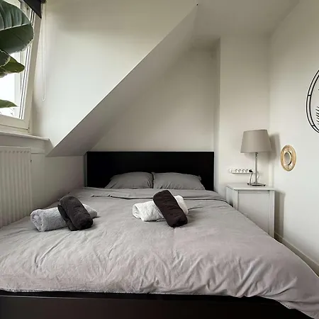 Cozy Private 6 With Balcony Эйндховен