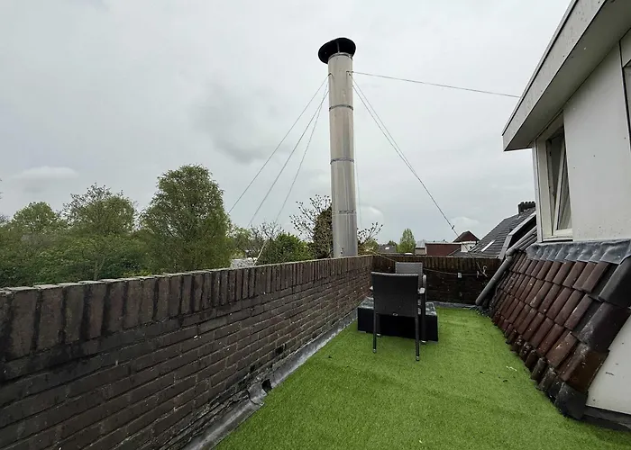 Cozy Private 6 With Balcony Eindhoven